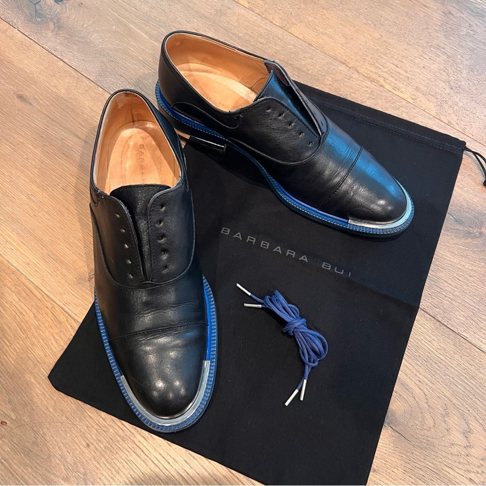 🔹 Barbara Bui Oxfords